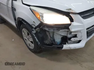 2016 Ford Escape SE с VIN 1FMCU9GX9GUC61831, выставлен на аукционе IAAI как лот 42237521 с пробегом 112 627 миль миль и . История ставок и продаж доступна на DreamBid. Изображение 6.