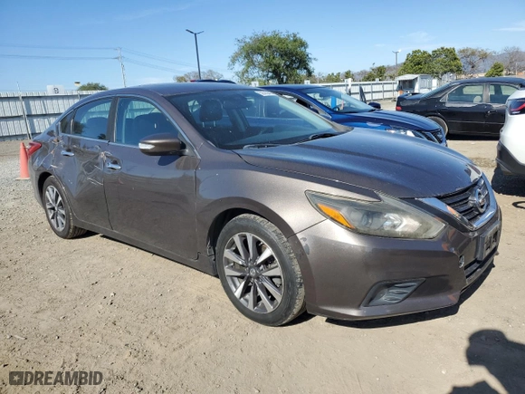 2017 Nissan Altima 2.5 SR with VIN 1N4AL3AP0HC279023, listed as a Copart auction lot 52583445 with 114,455 mi miles and Salvage Title. Bid and sale history available at carsss.com. Image 4.