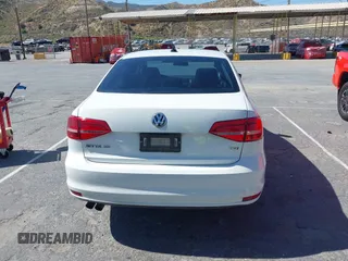 2015 Volkswagen Jetta SE с VIN 3VWD17AJ3FM352152, выставлен на аукционе IAAI как лот 42374530 с пробегом 96 432 миль миль и . История ставок и продаж доступна на DreamBid. Изображение 16.