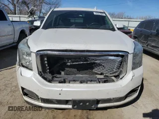2016 GMC Yukon XL Denali with VIN 1GKS2HKJ5GR225936, listed as a Copart auction lot 49353985 with 207,658 mi miles and Salvage Title. Bid and sale history available at DreamBid. Image 5.