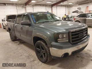 2008 GMC Sierra 1500 SLE1 with VIN 3GTEK13378G240326, listed as a IAAI auction lot 41457315 with 193,637 mi miles. Bid and sale history available at carsss.com. Image 1.
