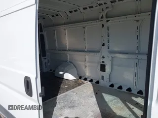 2014 Ram ProMaster Cargo with VIN 3C6URVJGXEE118661, listed as a IAAI auction lot 41426284 with 69,964 mi miles and . Bid and sale history available at DreamBid. Image 8.