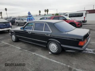 1991 Mercedes-Benz 420 with VIN WDBCA35E5MA601810, listed as a Copart auction lot 81968234 with 83,864 mi miles and Clean Title. Bid and sale history available at carsss.com. Image 2.