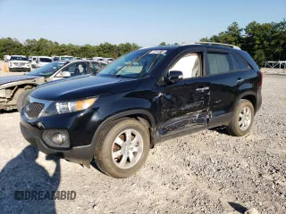 2013 Kia Sorento LX with VIN 5XYKT3A69DG411983, listed as a Copart auction lot 62244083 with 99,428 mi miles and Clean title. Bid and sale history available at DreamBid. Image 1.