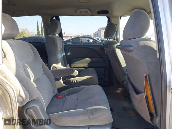 2006 Honda Odyssey LX with VIN 5FNRL382X6B070122, listed as a IAAI auction lot 41870970 with 243,026 mi miles. Bid and sale history available at carsss.com. Image 8.