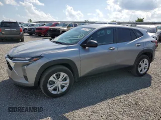 2025 Chevrolet Trax LS with VIN KL77LFEP9SC062316, listed as a Copart auction lot 53509945 with 9,966 mi miles and Clean Title. Bid and sale history available at DreamBid. Image 1.