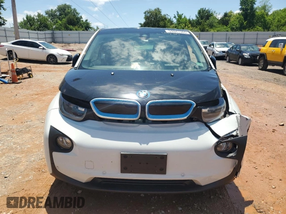 2017 BMW i3 with VIN WBY1Z8C38HV892218, listed as a Copart auction lot 59941365 with 38,313 mi miles and Salvage title. Bid and sale history available at DreamBid. Image 5.
