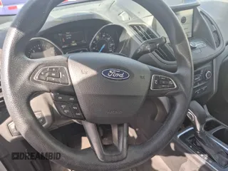 2019 Ford Escape SE z VIN 1FMCU0GD5KUC07713, wystawiony jako IAAI lot #42524778 z przebiegiem 86 392 mil mil oraz . Historia ofert i sprzedaży dostępna na DreamBid. Obrazek 14.