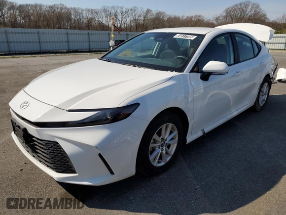 2025 Toyota Camry LE with VIN 4T1DAACKXSU526046, listed as a Copart auction lot 54517705 with 20,721 mi miles and Clean Title. Bid and sale history available at DreamBid. Image 1.