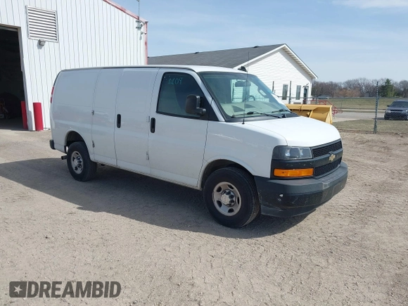 2018 Chevrolet Express Cargo Van with VIN 1GCWGAFP8J1253370, listed as a IAAI auction lot 41791109 with 101,253 mi miles. Bid and sale history available at carsss.com. Image 1.