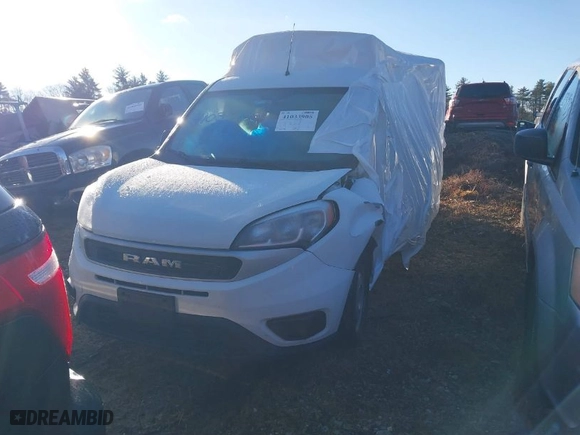 2022 Ram ProMaster City Cargo Van Tradesman with VIN ZFBHRFAB2N6Y30773, listed as a IAAI auction lot 41033905 with 64,996 mi miles. Bid and sale history available at carsss.com. Image 2.