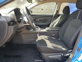 2024 Nissan Sentra SV z VIN 3N1AB8CV3RY208173, wystawiony jako Copart lot #59198295 z przebiegiem 28 268 mil mil oraz Czysty tytuł • Clean title. Historia ofert i sprzedaży dostępna na DreamBid. Obrazek 7.