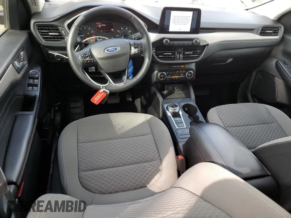 2021 Ford Escape SE z VIN 1FMCU0G60MUB26476, wystawiony jako Copart lot #45902945 z przebiegiem 45 638 mil mil oraz Czysty tytuł • Clean title. Historia ofert i sprzedaży dostępna na DreamBid. Obrazek 8.