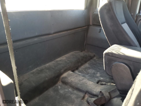 2006 Ford Ranger XL with VIN 1FTYR14D16PA11536, listed as a Copart auction lot 81548174 with 273 miles and Salvage Title. Bid and sale history available at carsss.com. Image 10.