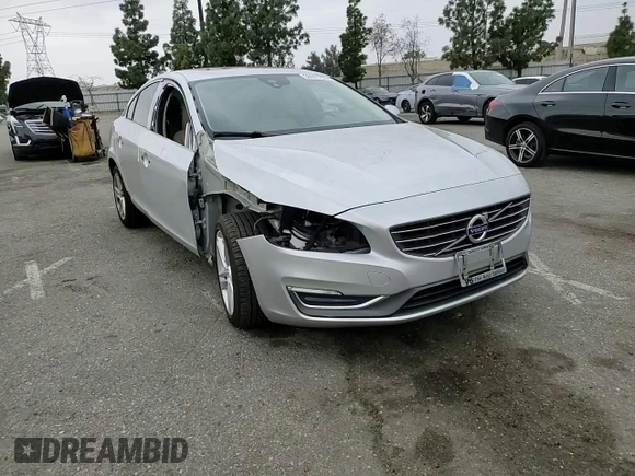 2014 Volvo S60 T5 with VIN YV1612FS4E1292856, listed as a Copart auction lot 50951795 with 121,283 mi miles and Salvage Title. Bid and sale history available at carsss.com. Image 10.