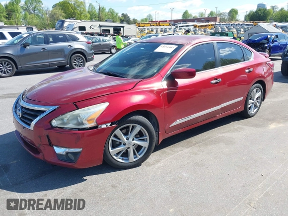 2015 Nissan Altima 2.5 S with VIN 1N4AL3AP9FC153529, listed as a IAAI auction lot 42031503 with 170,711 mi miles. Bid and sale history available at carsss.com. Image 2.