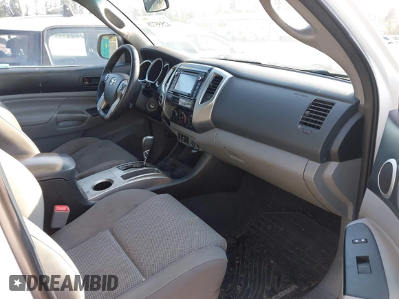 2015 Toyota Tacoma with VIN 3TMLU4EN5FM182720, listed as a IAAI auction lot 42555728 with 183,081 mi miles and . Bid and sale history available at DreamBid. Image 5.