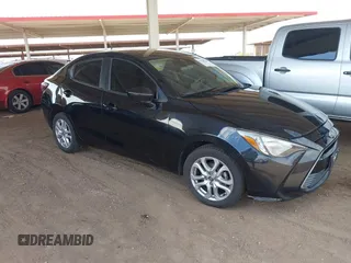 2016 Scion iA z VIN 3MYDLBZV2GY102744, wystawiony jako IAAI lot #42118048 z przebiegiem 128 772 mil mil oraz . Historia ofert i sprzedaży dostępna na DreamBid. Obrazek 1.