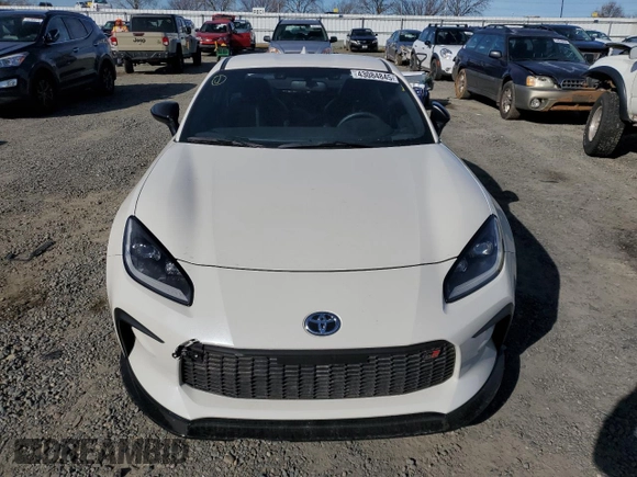 2023 Toyota GR86 Premium with VIN JF1ZNBF15P8764271, listed as a Copart auction lot 43084845 with 10,585 mi miles and Salvage Title. Bid and sale history available at carsss.com. Image 5.