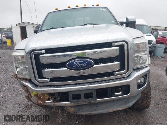 2014 Ford F-250 XL z VIN 1FT7W2BT8EEA01598, wystawiony jako IAAI lot #42258142 z przebiegiem 182 057 mil mil oraz . Historia ofert i sprzedaży dostępna na DreamBid. Obrazek 12.
