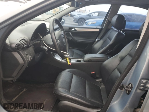 2006 Mercedes-Benz C 230 Sport с VIN WDBRF52H16F803345, выставлен на аукционе Copart как лот 55238285 с пробегом 154 225 миль миль и Чистый • Clean title. История ставок и продаж доступна на DreamBid. Изображение 7.