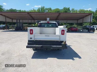 2019 Ford F-250 XL with VIN 1FD7X2A68KEE68410, listed as a IAAI auction lot 42483463 with 100,636 mi miles and . Bid and sale history available at DreamBid. Image 16.