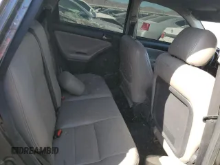 2005 Toyota Matrix STD with VIN 2T1KR32E85C441168, listed as a Copart auction lot 45498945 with 184,385 mi miles and Salvage Title. Bid and sale history available at DreamBid. Image 11.