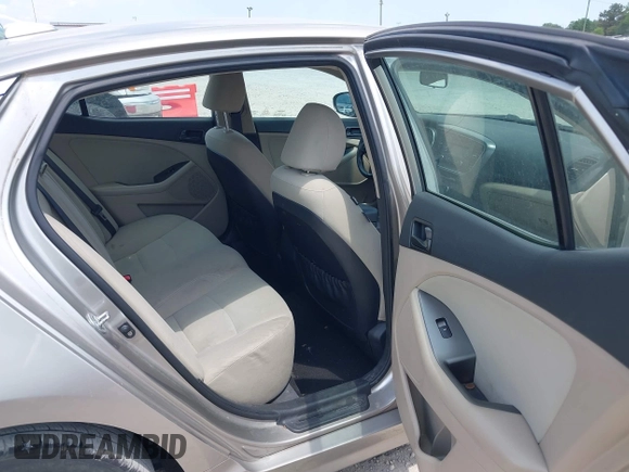 2015 Kia Optima LX с VIN KNAGM4A78F5533101, выставлен на аукционе IAAI как лот 42629938 с пробегом 135 019 миль миль и . История ставок и продаж доступна на DreamBid. Изображение 8.