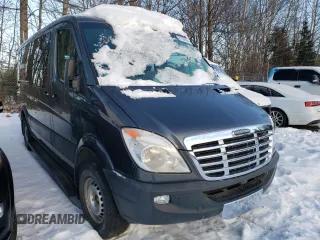 2012 Freightliner Sprinter with VIN WCDPE7CC0C5696447, listed as a Copart auction lot 81990694 with Not Provided miles and Clean Title. Bid and sale history available at DreamBid. Image 4.