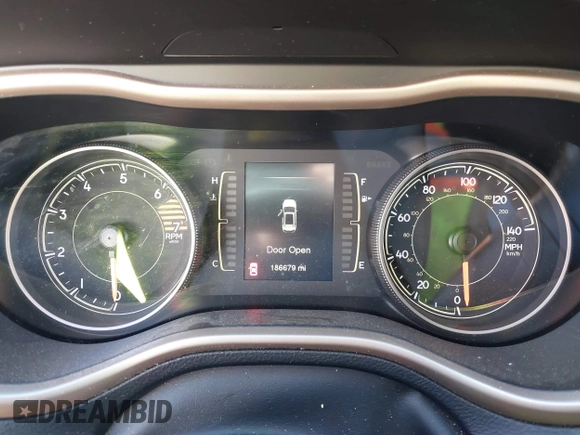 2017 Jeep Cherokee Altitude с VIN 1C4PJLABXHW540896, выставлен на аукционе IAAI как лот 41409018 с пробегом 186 679 миль миль и . История ставок и продаж доступна на DreamBid. Изображение 7.