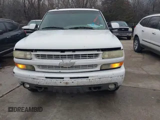 2003 Chevrolet Tahoe LT with VIN 1GNEK13Z33R304799, listed as a IAAI auction lot 41552534 with 194,843 mi miles. Bid and sale history available at carsss.com. Image 6.