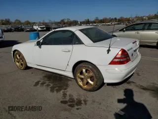 2001 Mercedes-Benz SLK-Class with VIN WDBKK65FX1F207009, listed as a Copart auction lot 77037374 with Not Provided miles and Clean Title. Bid and sale history available at carsss.com. Image 2.
