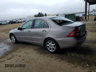 2003 Mercedes-Benz C 240 with VIN WDBRF61J73F423349, listed as a Copart auction lot 46162755 with 182,394 mi miles and Salvage title. Bid and sale history available at DreamBid. Image 2.