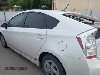 2011 Toyota Prius I with VIN JTDKN3DU3B0311577, listed as a IAAI auction lot 42126386 with 165,567 mi miles. Bid and sale history available at carsss.com. Image 14.