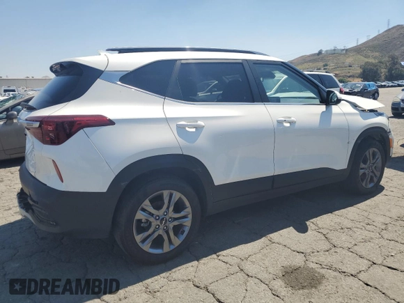 2023 Kia Seltos S with VIN KNDEU2AA9P7432889, listed as a Copart auction lot 56250285 with 25,074 mi miles and Salvage title. Bid and sale history available at DreamBid. Image 3.