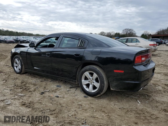 2013 Dodge Charger SE z VIN 2C3CDXBG3DH566891, wystawiony jako Copart lot #50501075 z przebiegiem 176 024 mil mil oraz Szkody całkowita. Historia ofert i sprzedaży dostępna na DreamBid. Obrazek 2.