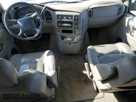 2002 Chevrolet Astro with VIN 1GNDM19X42B146444, listed as a Copart auction lot 81705144 with 178,695 mi miles and Clean Title. Bid and sale history available at carsss.com. Image 8.