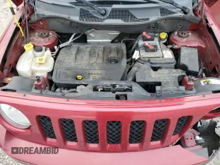 2016 Jeep Patriot Latitude with VIN 1C4NJPFB3GD537761, listed as a Copart auction lot 43074935 with 101,946 mi miles and Salvage title. Bid and sale history available at DreamBid. Image 14.