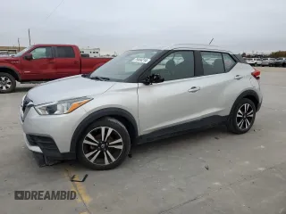 2020 Nissan Kicks SV with VIN 3N1CP5CV5LL484299, listed as a Copart auction lot 79484214 with 77,315 mi miles and Salvage Title. Bid and sale history available at DreamBid. Image 1.