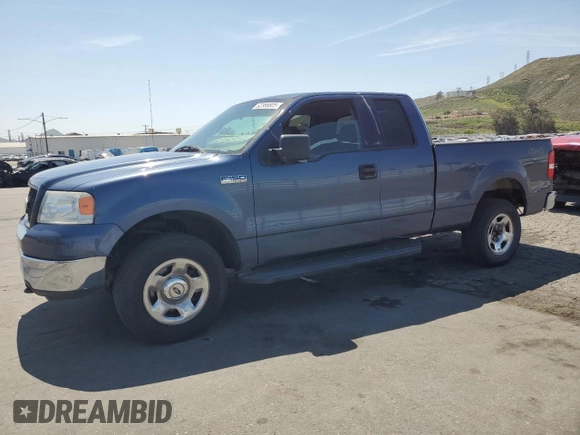 2006 Ford F-150 STX with VIN 1FTRX14W26KC19644, listed as a Copart auction lot 52366805 with 204,046 mi miles and Clean Title. Bid and sale history available at carsss.com. Image 1.