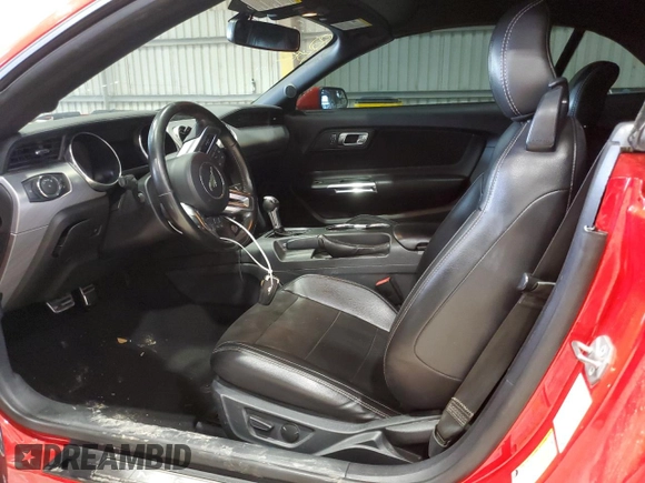 2020 Ford Mustang EcoBoost z VIN 1FATP8UH6L5125878, wystawiony jako Copart lot #60897975 z przebiegiem 70 475 mil mil oraz Szkoda całkowita • Salvage title. Historia ofert i sprzedaży dostępna na DreamBid. Obrazek 7.