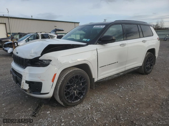 2023 Jeep Grand Cherokee L Summit with VIN 1C4RJKEG8P8798572, listed as a Copart auction lot 82318474 with 36,807 mi miles and Salvage Title. Bid and sale history available at carsss.com. Image 1.
