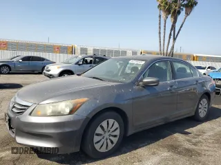2011 Honda Accord LX z VIN 1HGCP2F36BA112001, wystawiony jako Copart lot #62238045 z przebiegiem 179 469 mil mil oraz Czysty tytuł • Clean title. Historia ofert i sprzedaży dostępna na DreamBid. Obrazek 1.