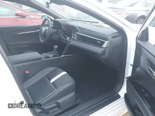 2025 Toyota Camry LE z VIN 4T1DAACK7SU152544, wystawiony jako IAAI lot #42489001 z przebiegiem 1 308 mil mil oraz . Historia ofert i sprzedaży dostępna na DreamBid. Obrazek 5.