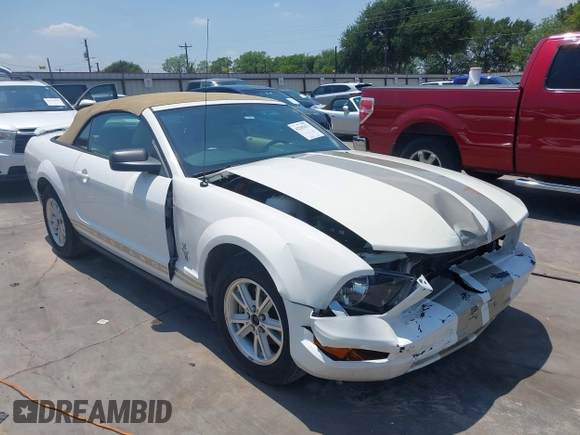 2006 Ford Mustang Standard with VIN 1ZVFT84N465107373, listed as a IAAI auction lot 42205471 with 60,598 mi miles and . Bid and sale history available at DreamBid. Image 1.