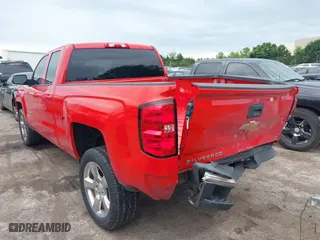 2014 Chevrolet Silverado 1500 LT with VIN 1GCRCREC4EZ355486, listed as a IAAI auction lot 39520903 with 160,448 mi miles. Bid and sale history available at carsss.com. Image 3.