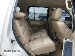 2008 Ford Explorer XLT with VIN 1FMEU63E38UB07385, listed as a IAAI auction lot 42300707 with 305,049 mi miles and . Bid and sale history available at DreamBid. Image 8.