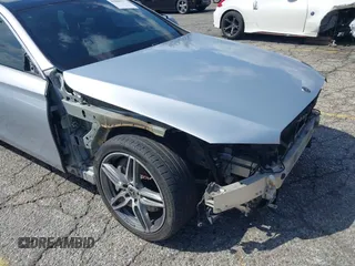 2018 Mercedes-Benz E-Class E 300 with VIN WDDZF4JB5JA455098, listed as a IAAI auction lot 41860177 with 84,612 mi miles. Bid and sale history available at carsss.com. Image 6.