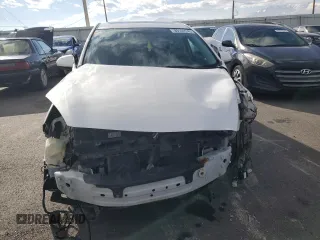 2011 Mazda 3 S Grand Touring with VIN JM1BL1W5XB1421441, listed as a Copart auction lot 89102245 with 189,890 mi miles and Salvage Title. Bid and sale history available at DreamBid. Image 5.