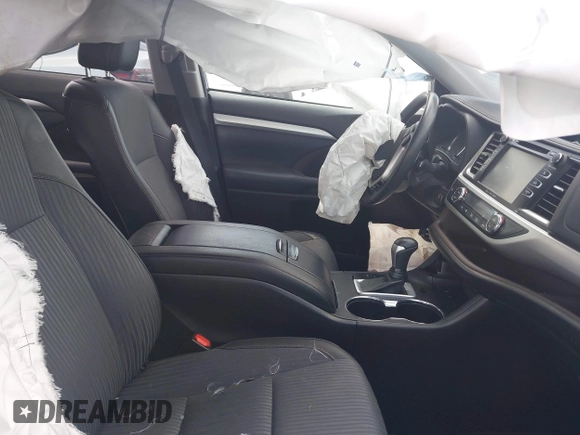 2018 Toyota Highlander LE with VIN 5TDZZRFH5JS283413, listed as a IAAI auction lot 42137612 with 127,889 mi miles and . Bid and sale history available at DreamBid. Image 5.